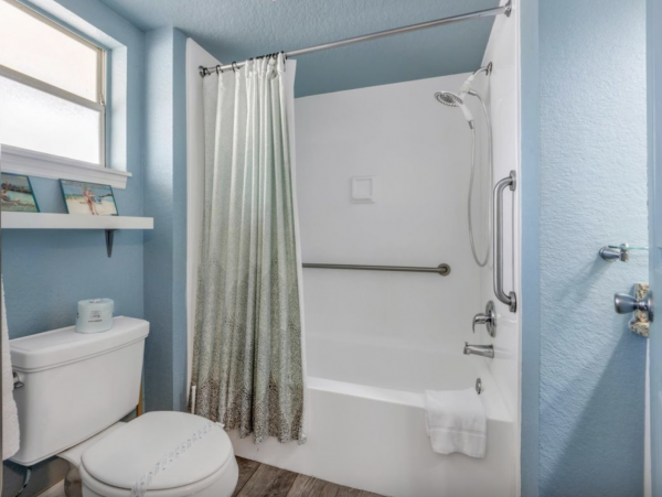 Beachfront Studio Beautiful Gulf Views